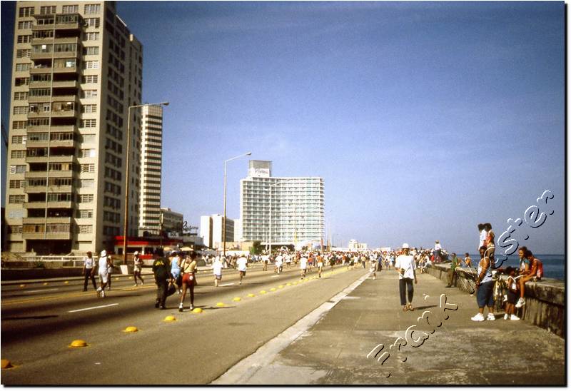 Cuba-Havana Fiesta Juventud-22.jpg